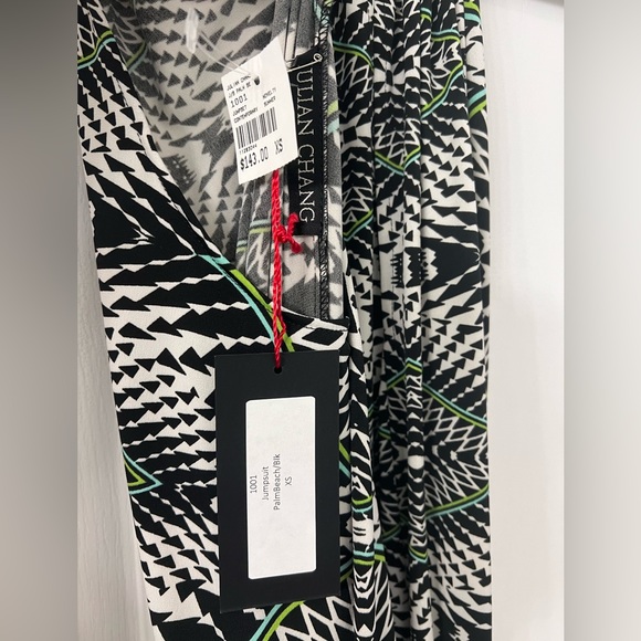 Julian Chang Jumpsuit (photo from Julian Chang website for reference) Size: XS - Picture 4 of 5